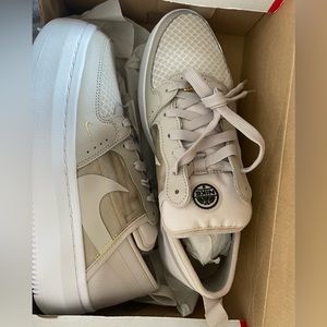 Nike Women Court Vision Alta Size 9.5. Brand new in box. Cream/Saturn Gold.